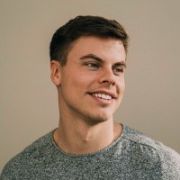 Unser Kunde Leo Hell - Gesundheits-Coach bei IMPACTxperience - Timon Leu - Customer Success